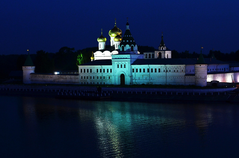 Кострома - колыбель династии Романовых